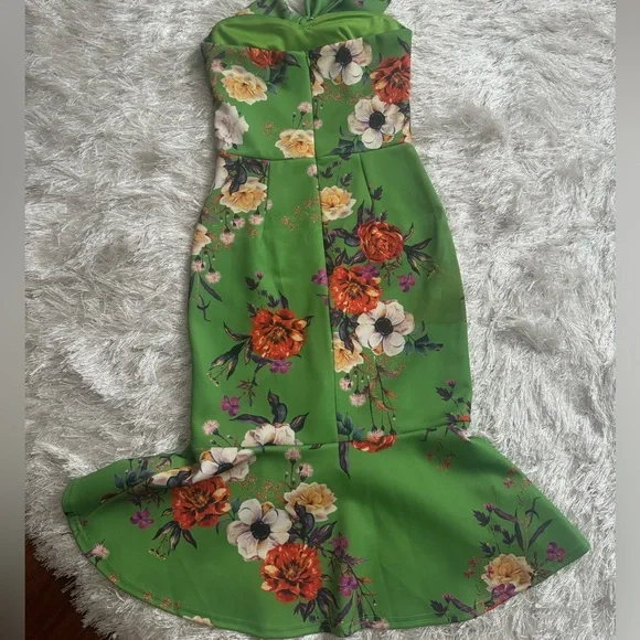 ASOS FLORAL DRESS - Picture 2 of 2